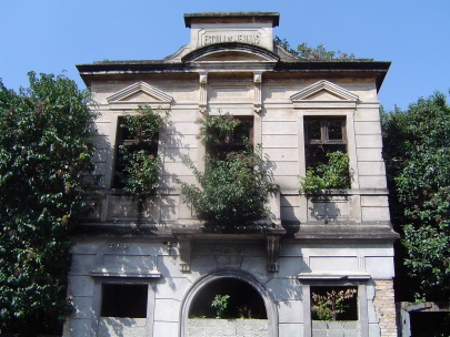 'Escola das meninas', situao em 2004